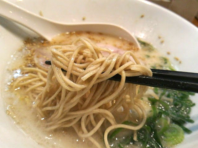 糖質ニブンノイチ麺