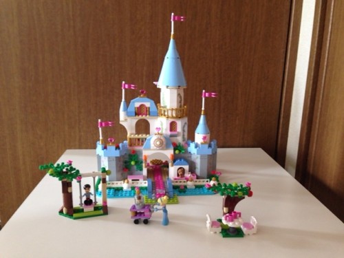 レゴ ディズニープリンセス シンデレラの城 41055　完成