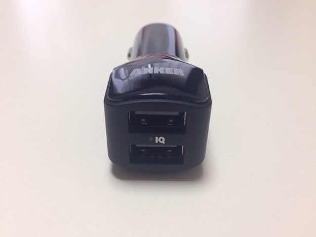 USBポートは2つです。