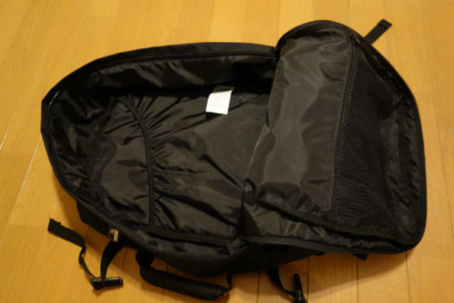 鞄を開けると、収納力抜群です。