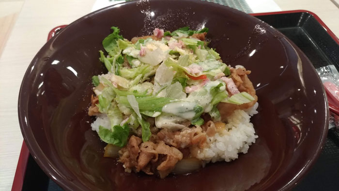 シーザーレタス牛丼